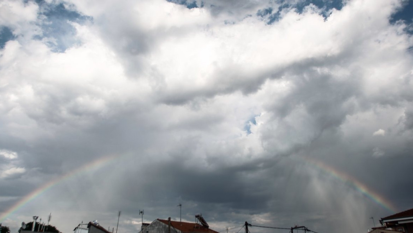 Καιρός - Ψυχρή Λίμνη: Πού θα σημειωθούν βροχές και καταιγίδες την Τρίτη