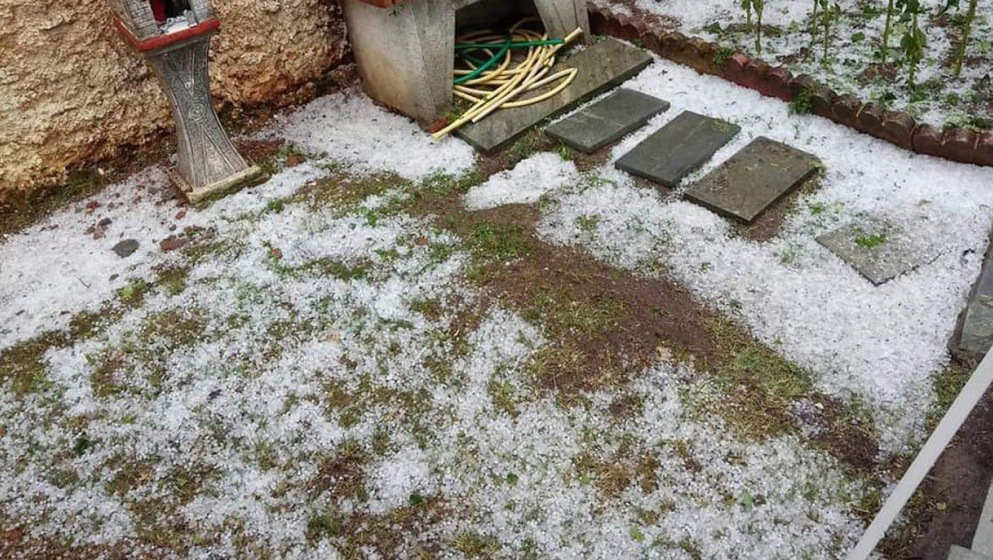 ΑΠΙΣΤΕΥΤΟ: Έντονη χαλαζόπτωση στη Φλώρινα στα μέσα Ιουλίου!