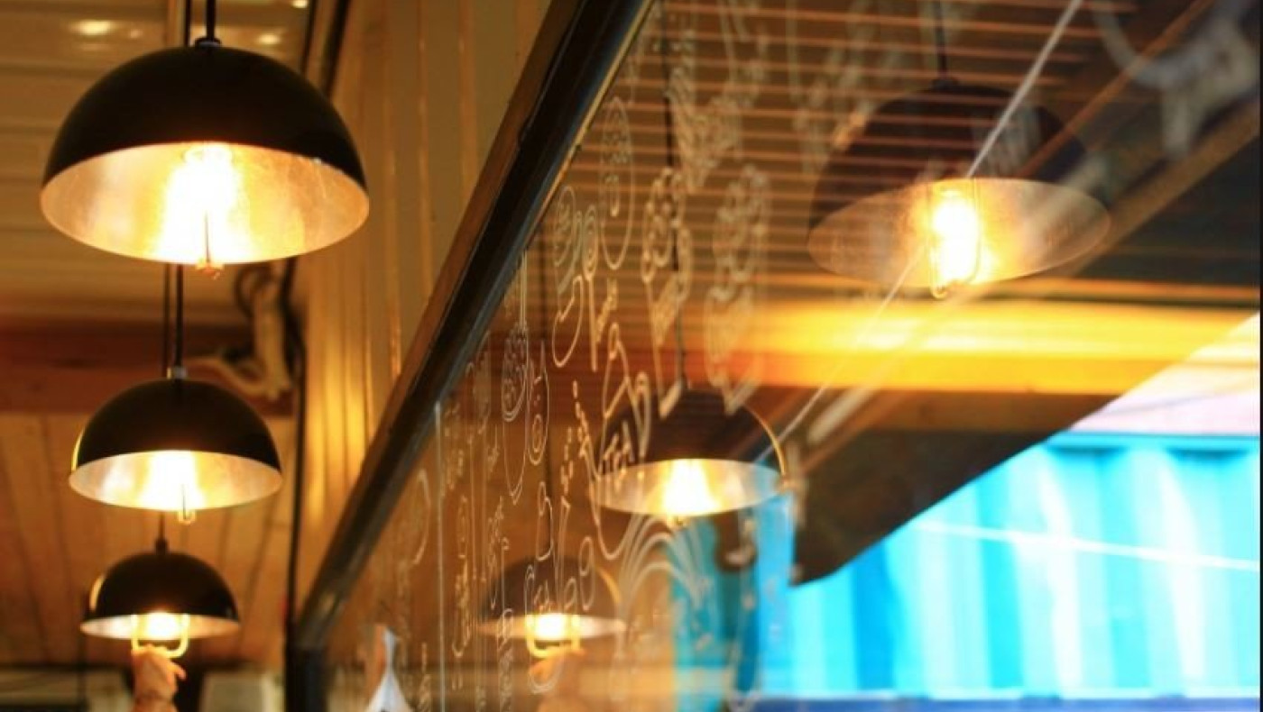 Χαλκιδική: Λουκέτο σε κέντρο διασκέδασης με όρθιους πελάτες