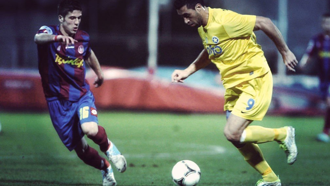 Πεισμώνει για τον Περόνε