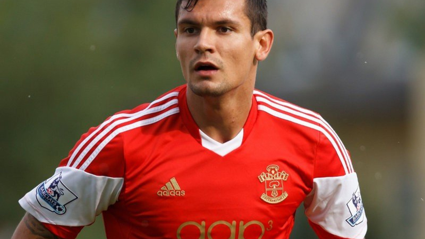 Kλείνει τρεις η Λίβερπουλ