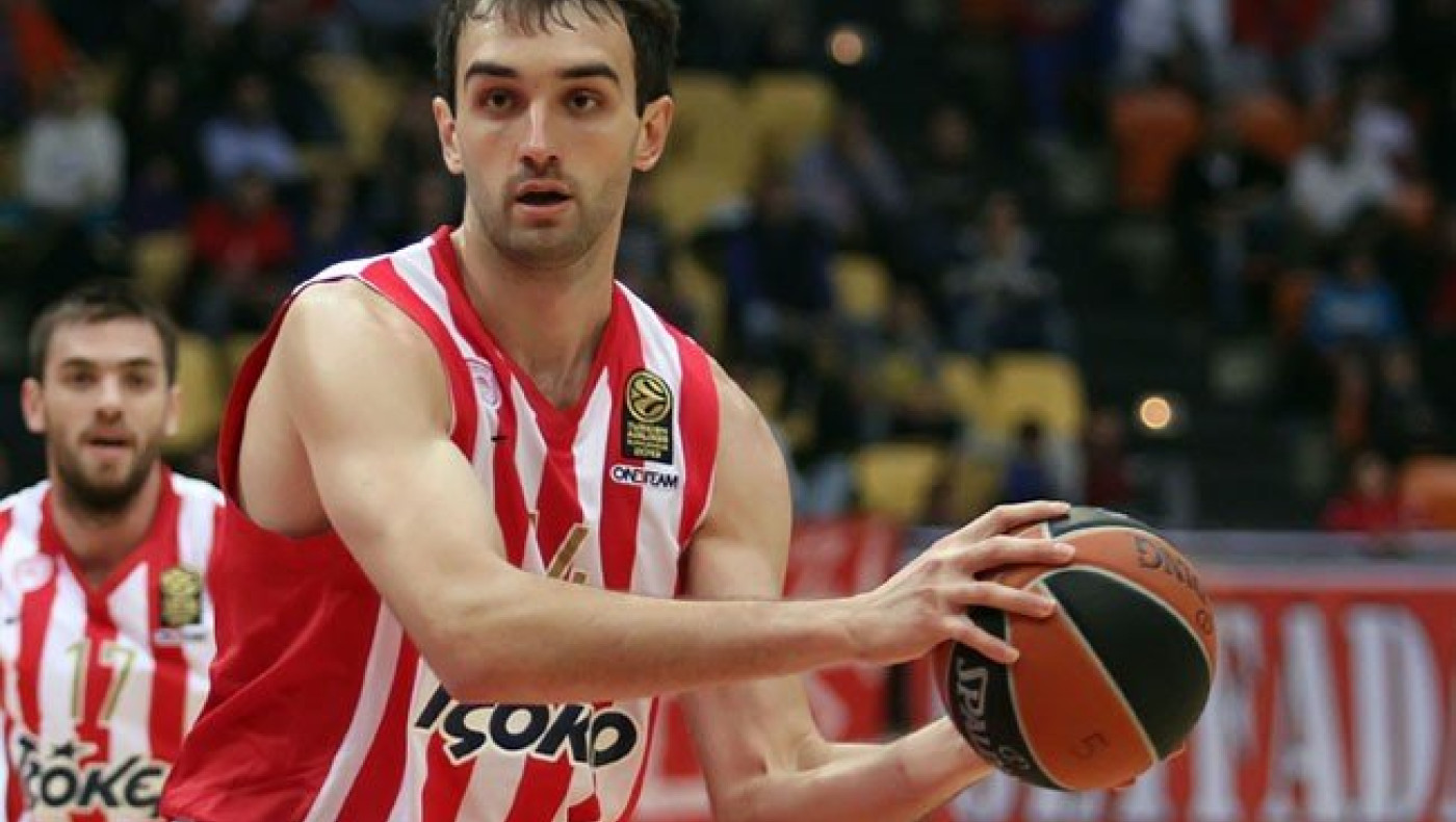 Τέλος και ο Μπέγκιτς