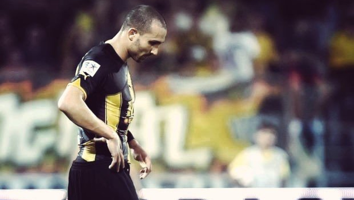 Διαφωνία ΑΕΚ - Τζεμπούρ