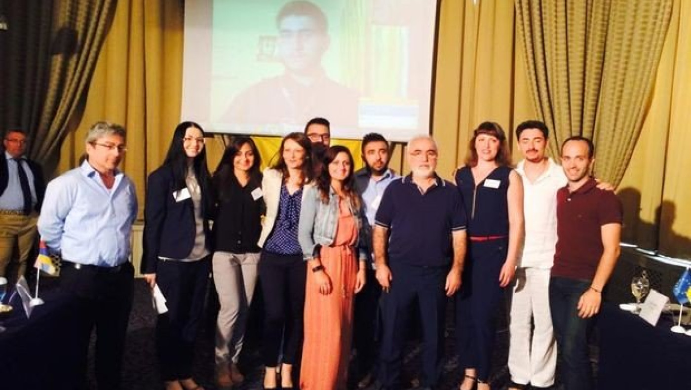 Κοντά στη νεολαία της Διασποράς ο Σαββίδης