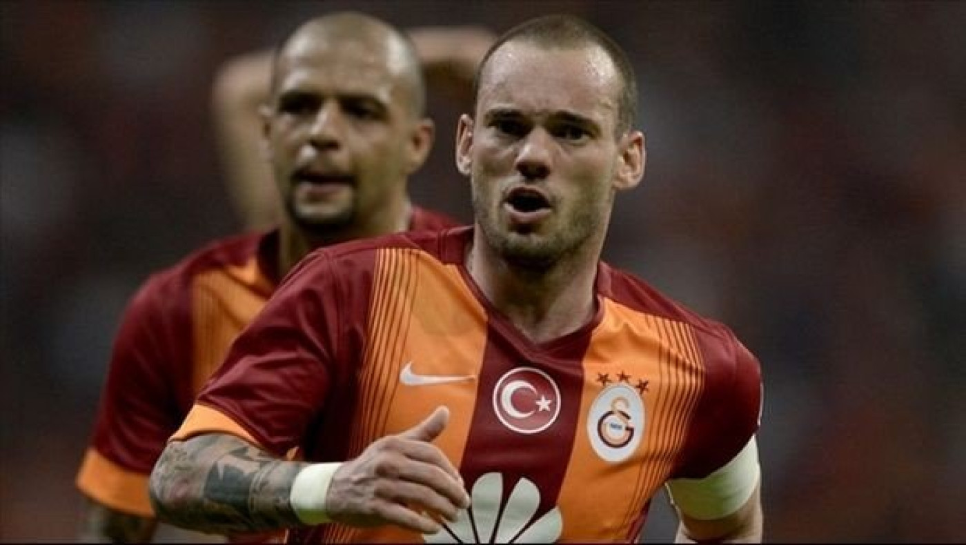 Αγκαλιά... με τον τίτλο η Γαλατά