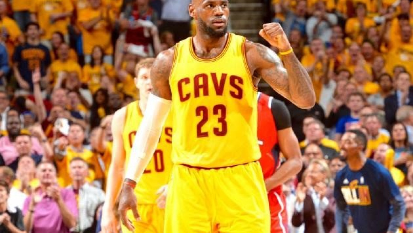 Ψεκάστε, σκουπίστε, τελειώσατε (video)