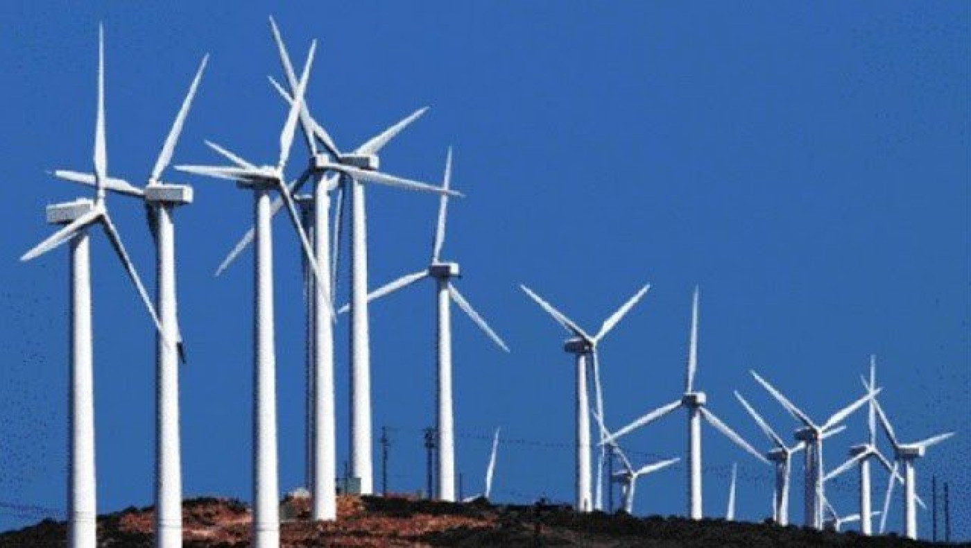 Φωτιά: Εγκρίσεις για αιολικά πάρκα, λίγες ημέρες πριν ξεσπάσουν οι πυρκαγιές