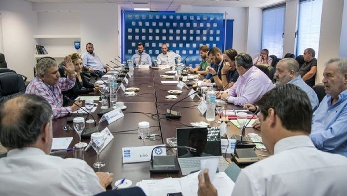 Στον «αέρα» η έναρξη του πρωταθλήματος της Super League !