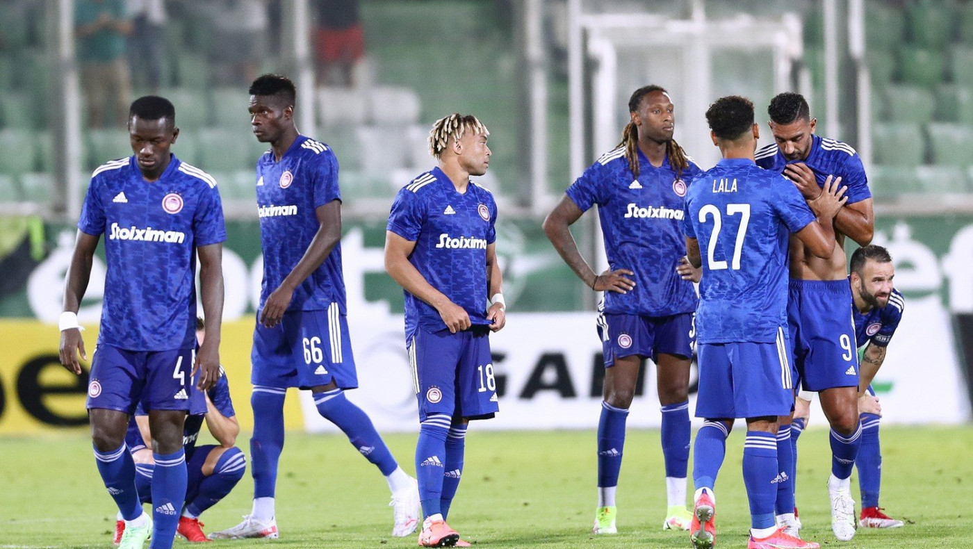 «Βούλιαξε» στο βροχερό Ράζγκραντ ο Ολυμπιακός