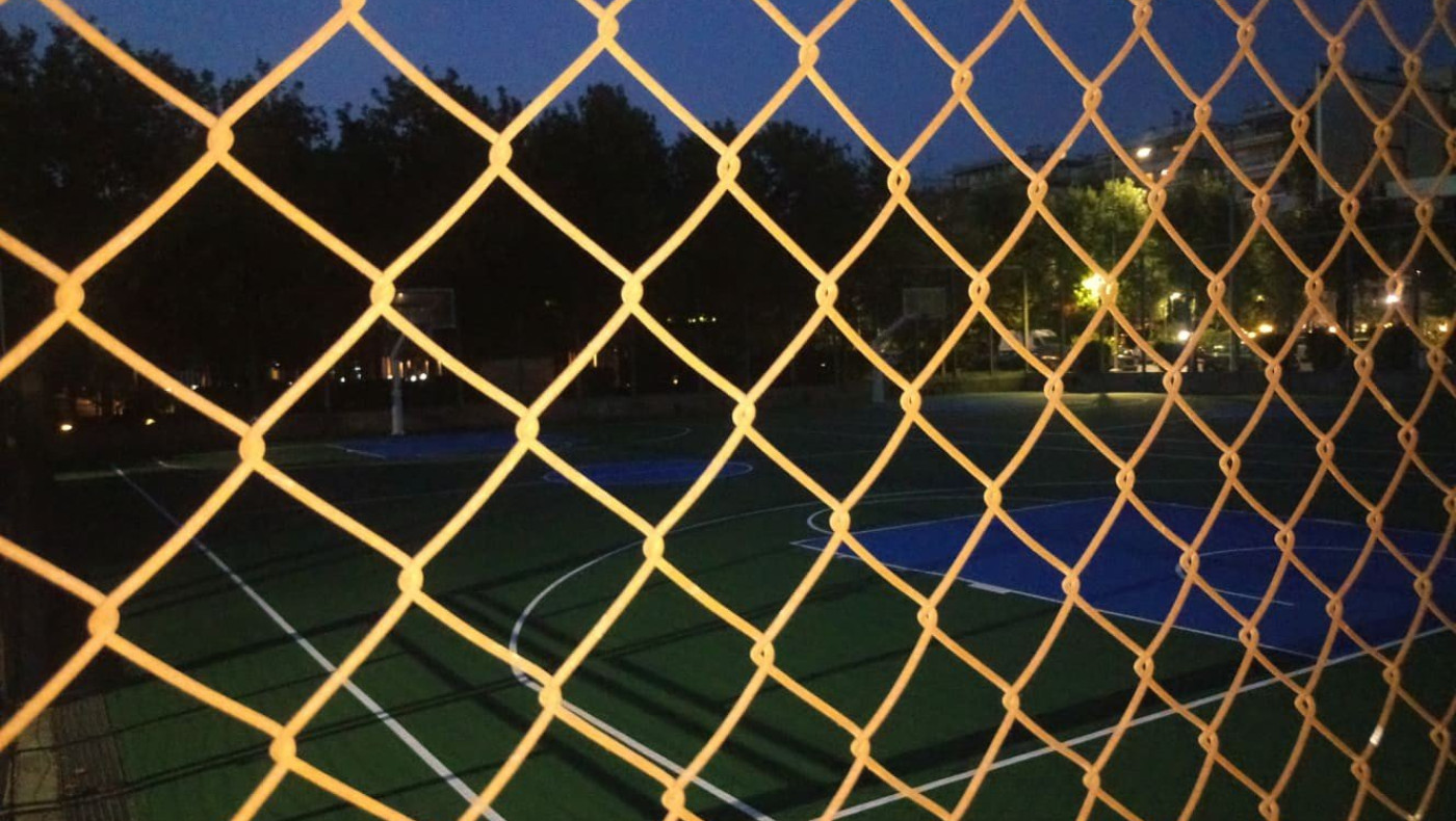 Θεσσαλονίκη: Νέο βάψιμο και γραμμές στα γήπεδα μπάσκετ της Νέας Παραλίας