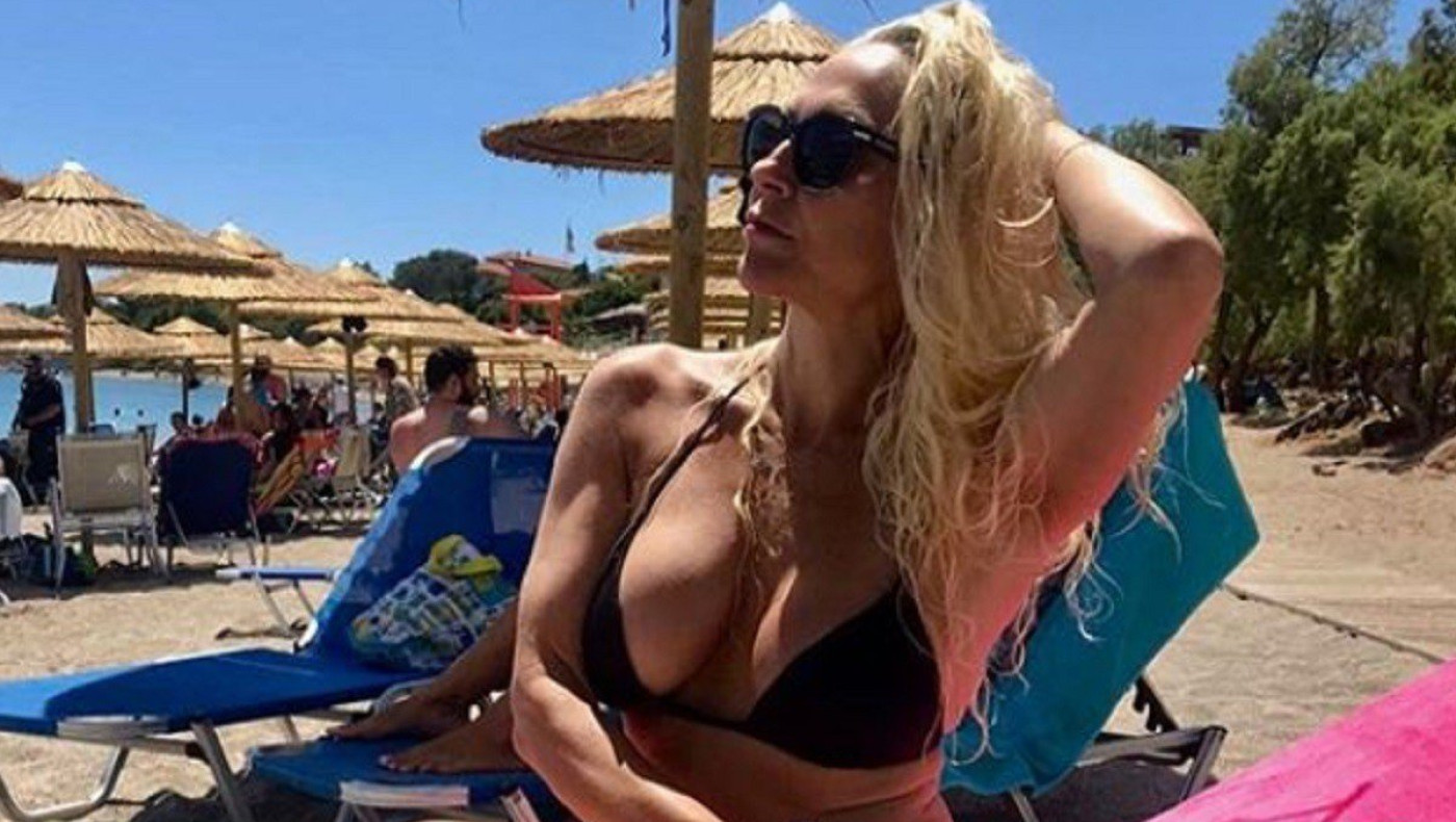 Μιρέλα Μανιάνι: Εντυπωσιάζει με τις απίστευτες αναλογίες της