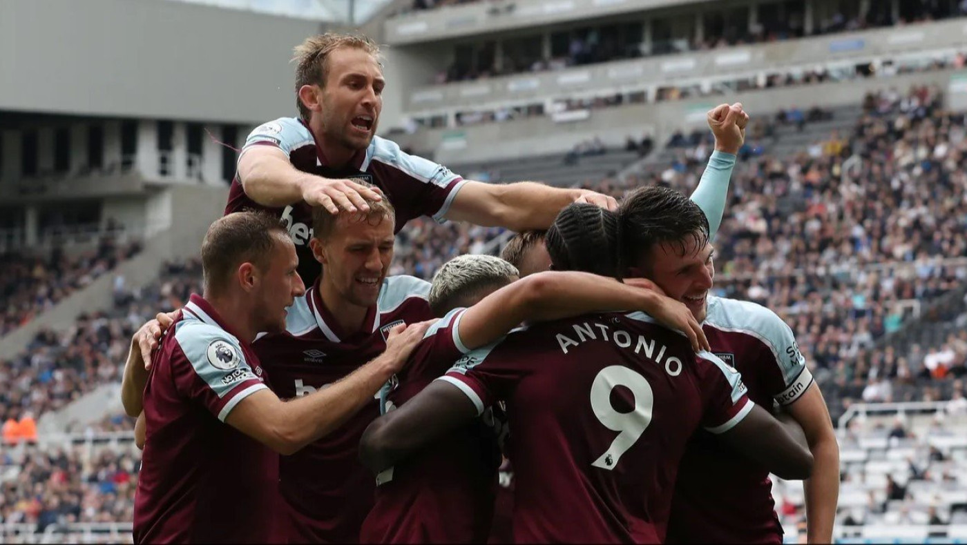 «Σφυριά»… πολυβόλα με τρία γκολ σε 14 λεπτά!