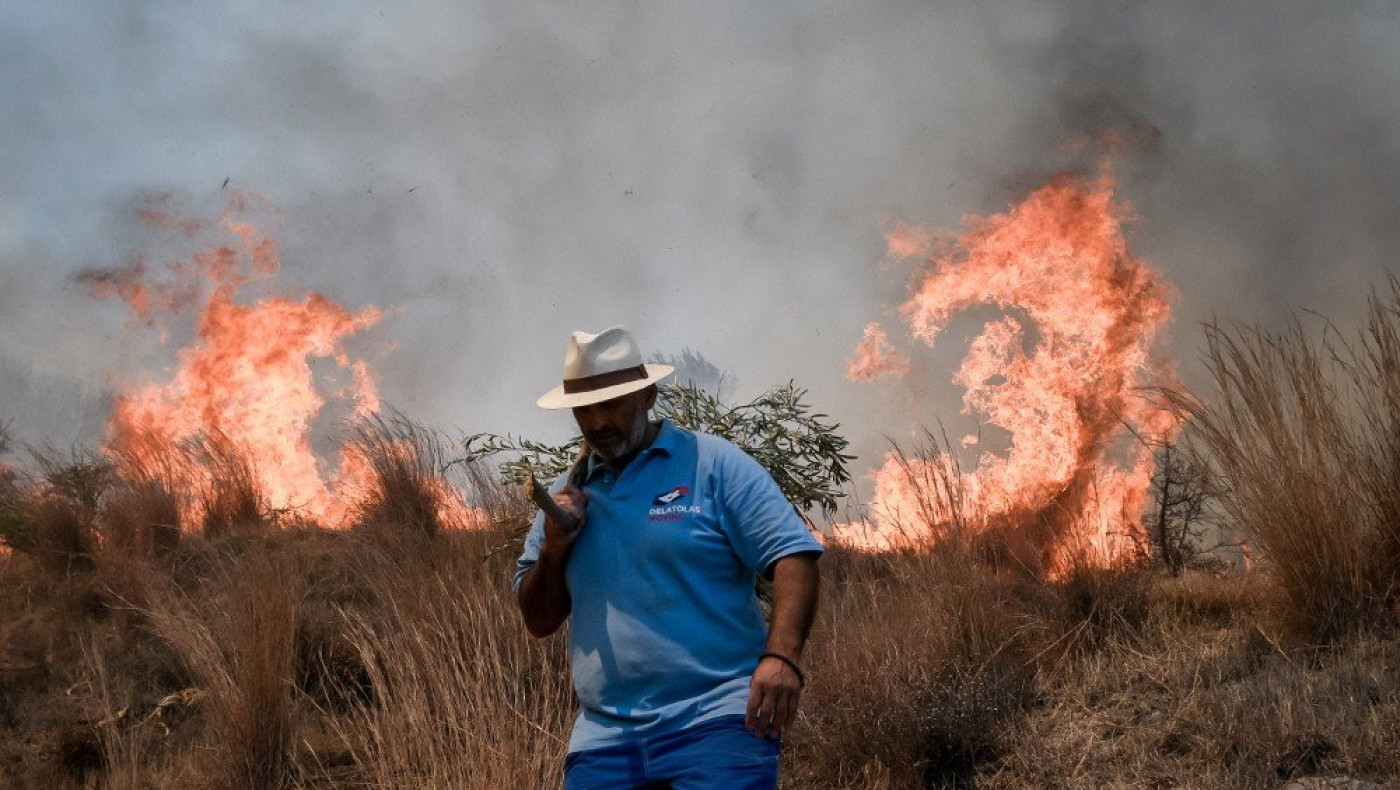 ΦΩΤΙΕΣ-ΕΥΒΟΙΑ: Μήνυμα από το 112, εκκενώνεται το Μαρμάρι