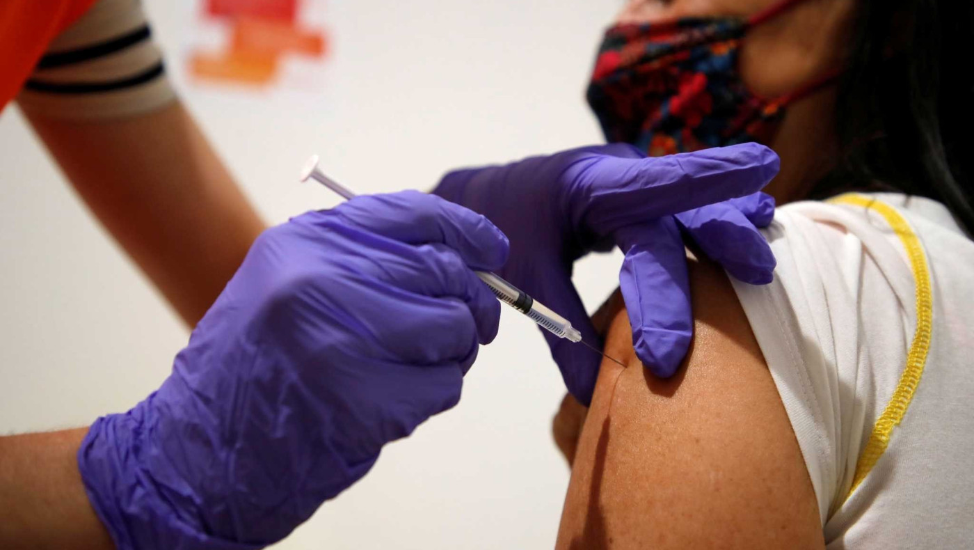 Εμβόλιο: Κορυφαίοι ειδικοί αμφισβητούν την ανάγκη τρίτης δόσης