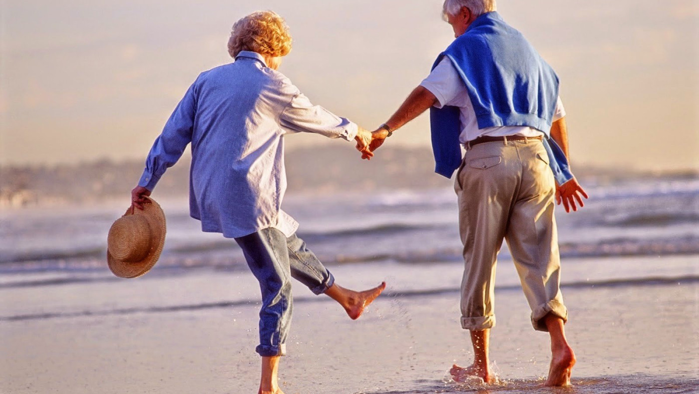 Μακροζωία: Μπορούμε να φτάσουμε τα 100 χωρίς γυμναστήριο-Οι συνήθειες που σώζουν