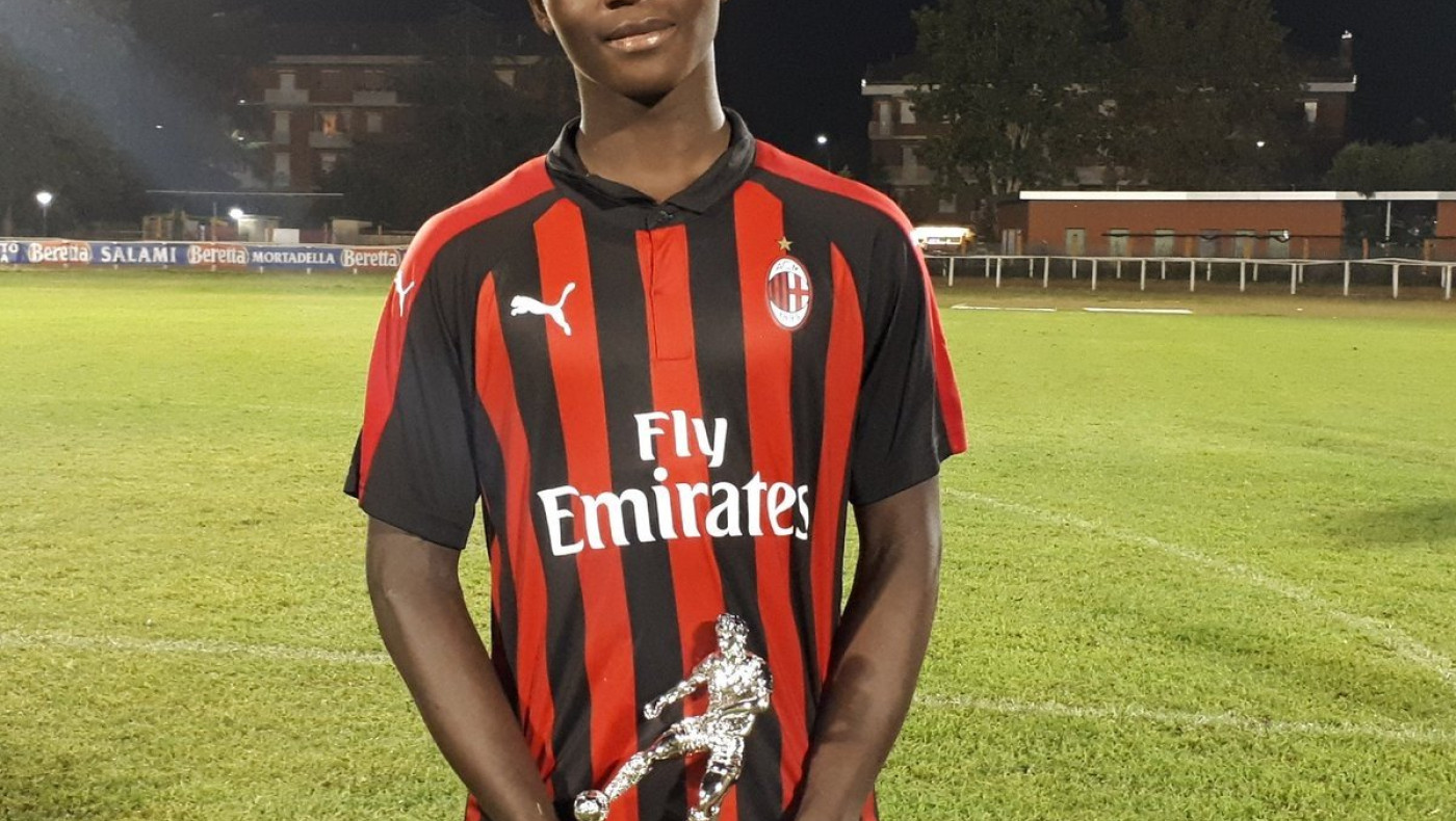 Από τη Μίλαν στον Πανσερραϊκό ο Αϊνταρά!