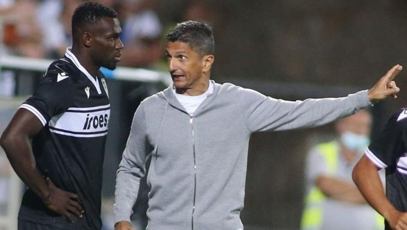 Λουτσέσκου για... Τζιοβίνκο: «Θα σας δώσω τον αριθμό του να τον καλέσετε»