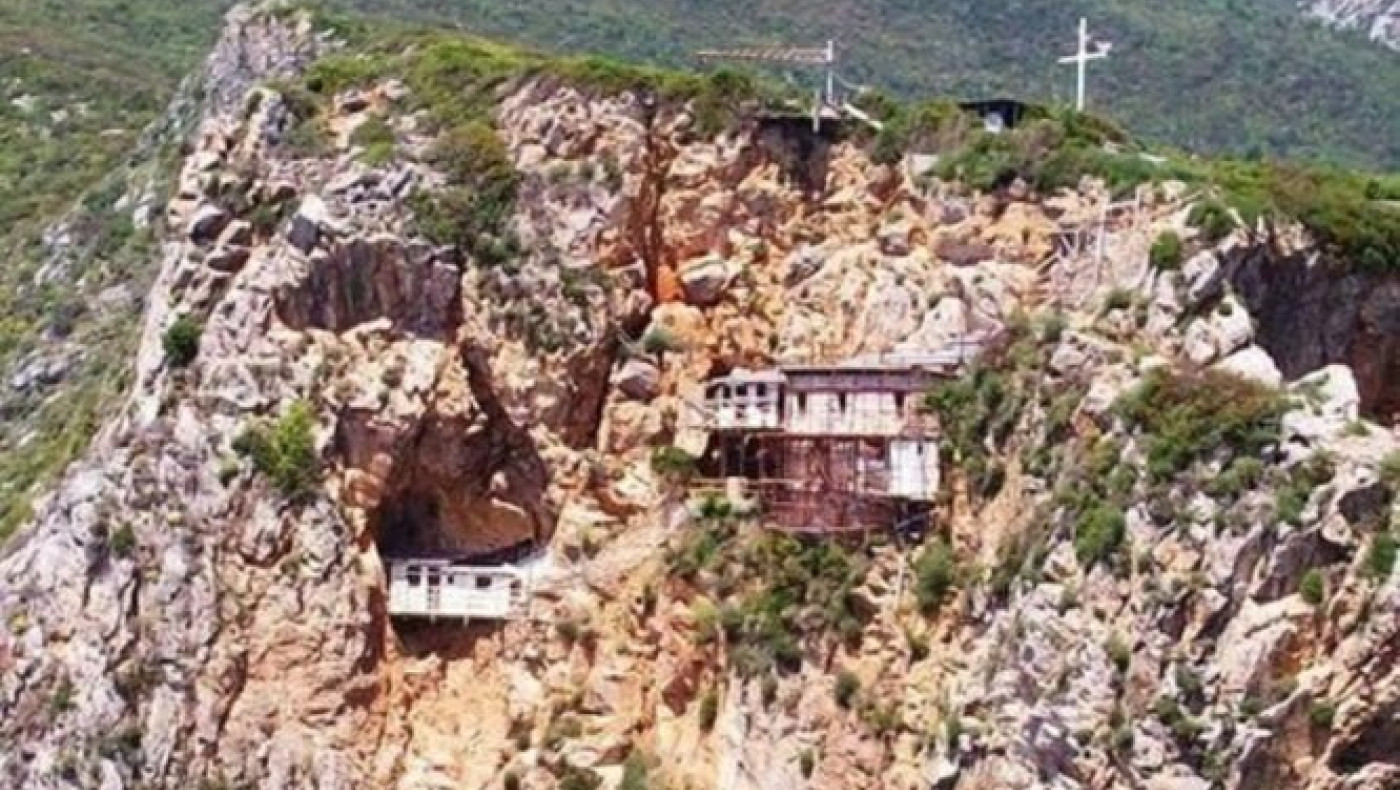 Το μυστήριο με τους «αόρατους ασκητές» του Αγίου Όρους
