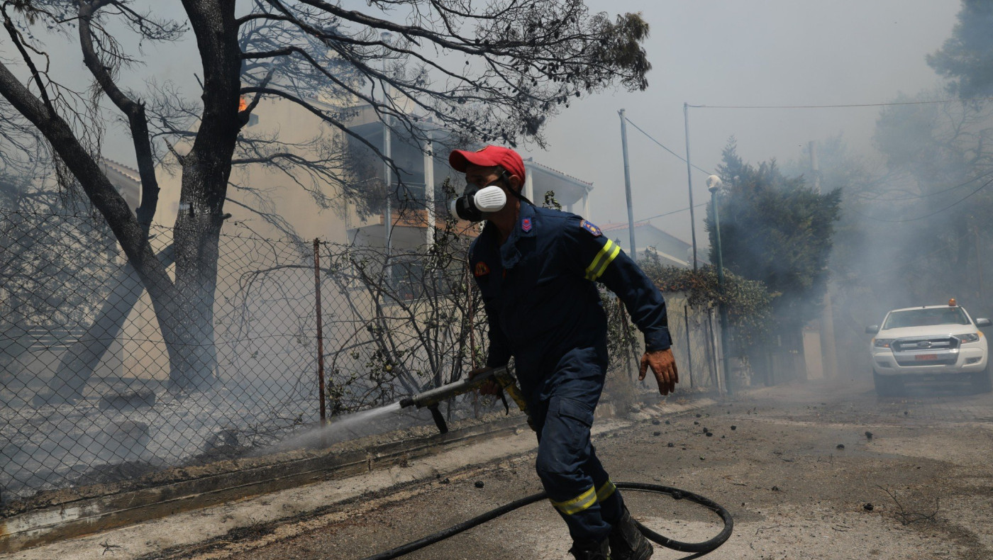 Κορινθιακός Κόλπος: Αναγκαστική προσθαλάσσωση πυροσβεστικού αεροσκάφους (vid)