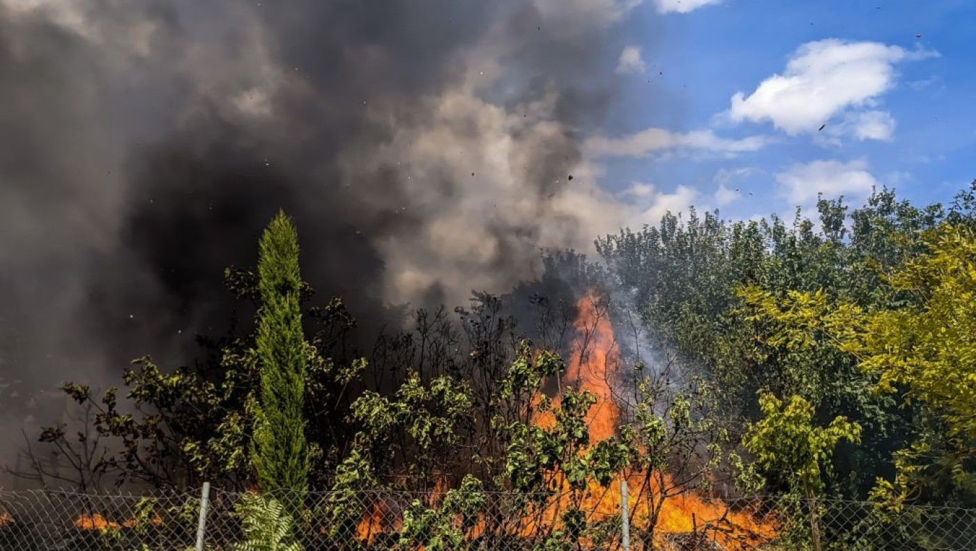 Φωτιά στο Άγιο Όρος – Κοντά στη σκήτη της Αγίας Άννας