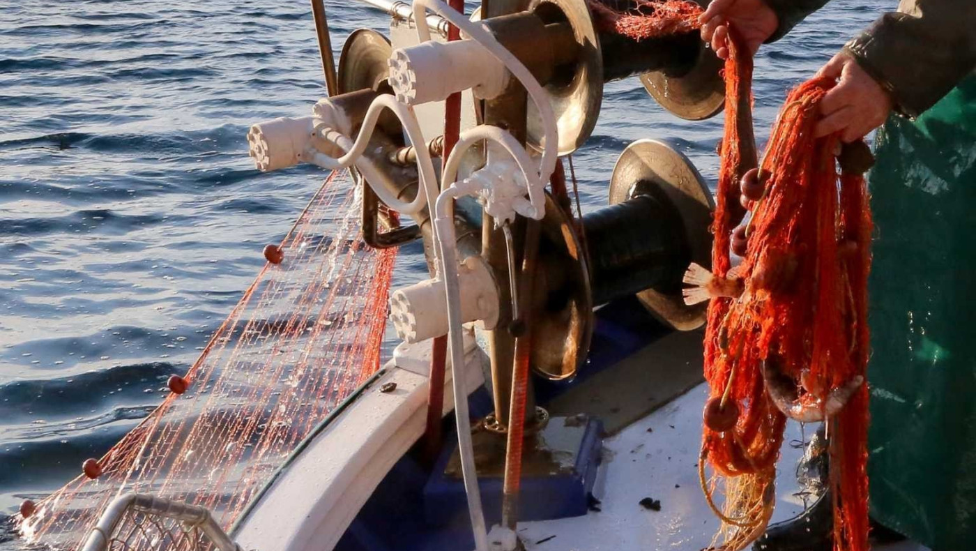 Βόλος: Ψαράς βρήκε νεκρό ψαροντουφεκά και… ξαναπέταξε το πτώμα στη θάλασσα