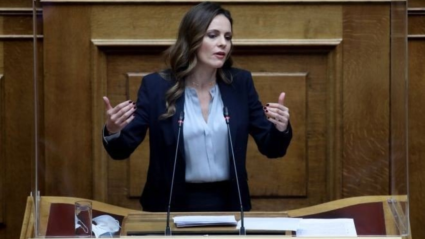 Μάκης Τριανταφυλλόπουλος: Καυστική ανάρτηση για Έφη Αχτσιόγλου και ΣΥΡΙΖΑ (pic)