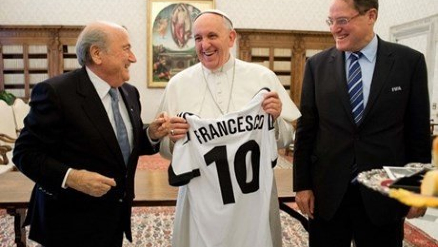 Ο πάπας Φραγκίσκος έριξε άκυρο στη FIFA