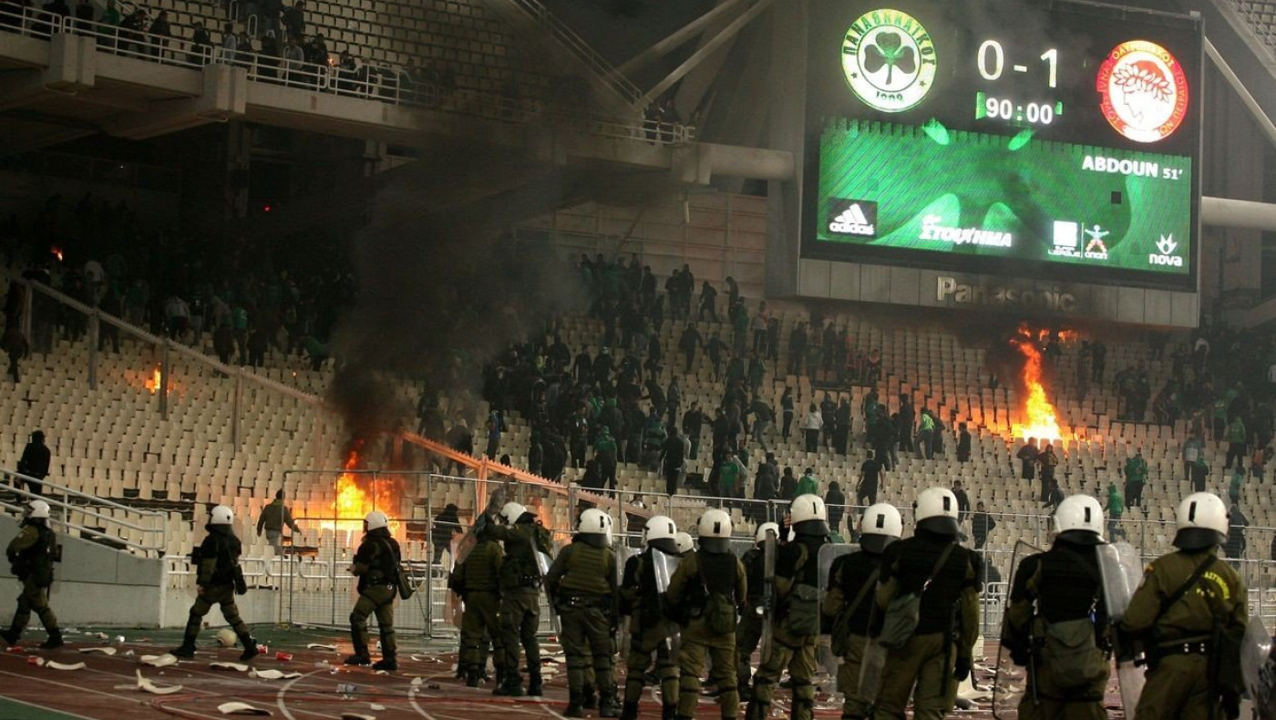 Χρυσαυγίτες κρύβονται πίσω από τα επεισόδια στο ντέρμπι «αιωνίων» του 2012;