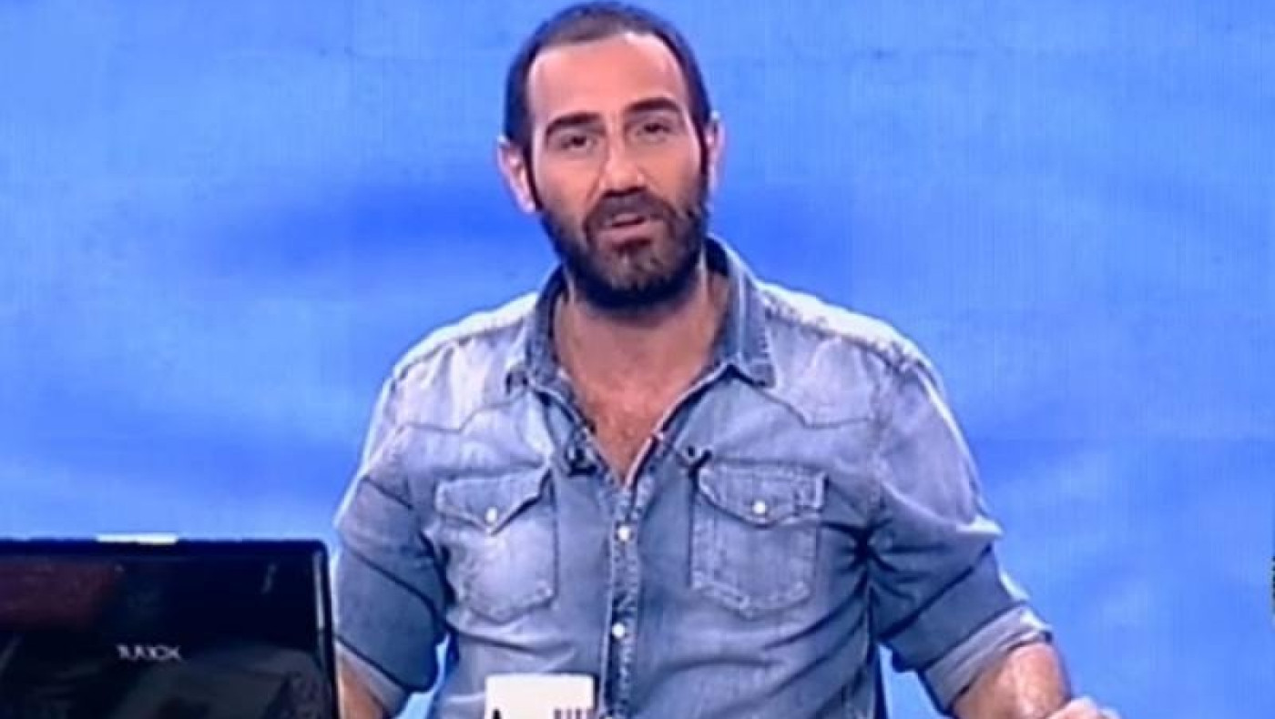 Ο Αντώνης Κανάκης μιλά για το βιβλίο που έγραψε για τον πατέρα του (ΒΙΝΤΕΟ)