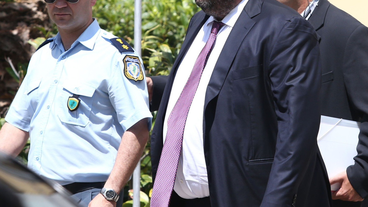 «Άστραψε και βρόντηξε» ο εισαγγελέας διαφθοράς