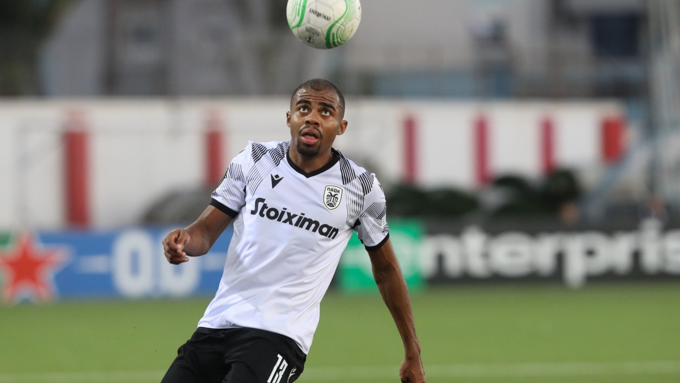 ΠΑΟΚ:  Η UEFA αποθέωσε τον Τέιλορ