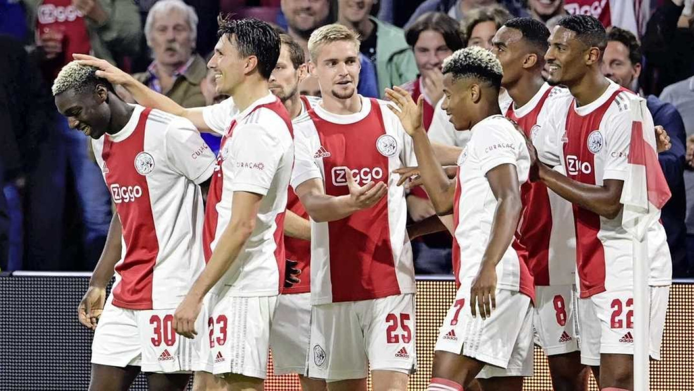 Χωρίς έλεος! Ο Αγιαξ 9-0 την Καμπούρ