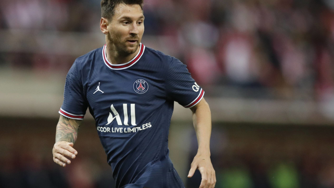 «Ποδαρικό» για Μέσι στο Παρίσι!