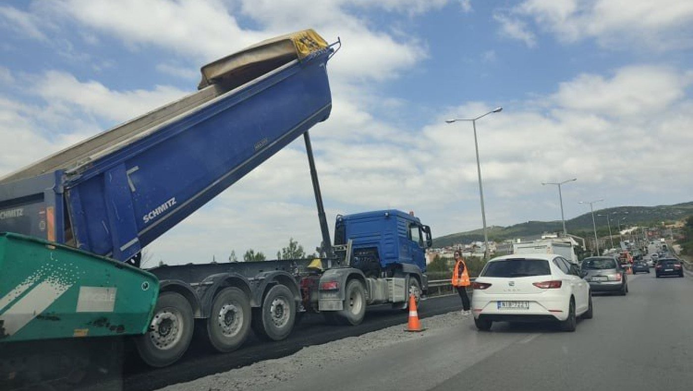 Μποτιλιάρισμα στον Περιφερειακό λόγω ασφαλτόστρωσης