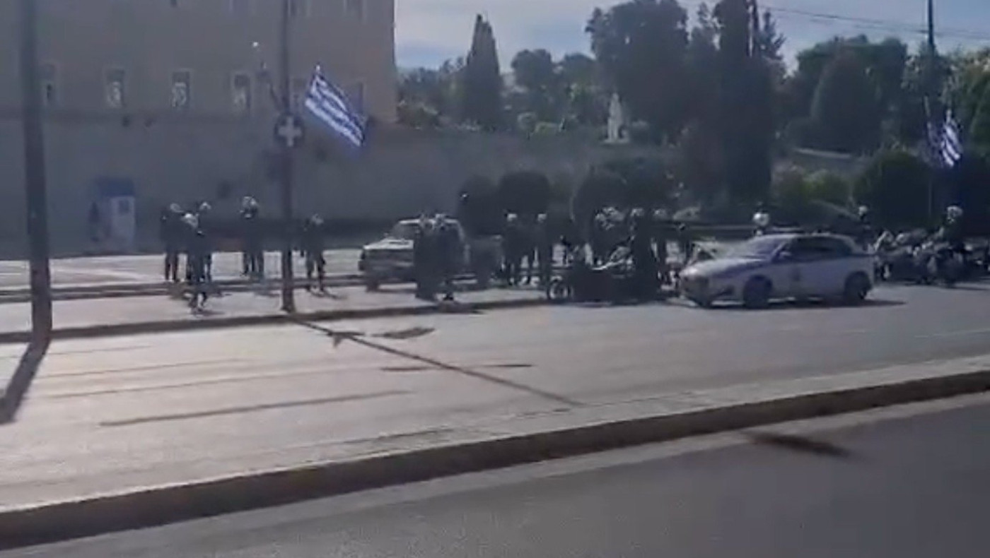 Έφτασε με αγροτικό στον Άγνωστο Στρατιώτη και απειλούσε να ανατιναχτεί