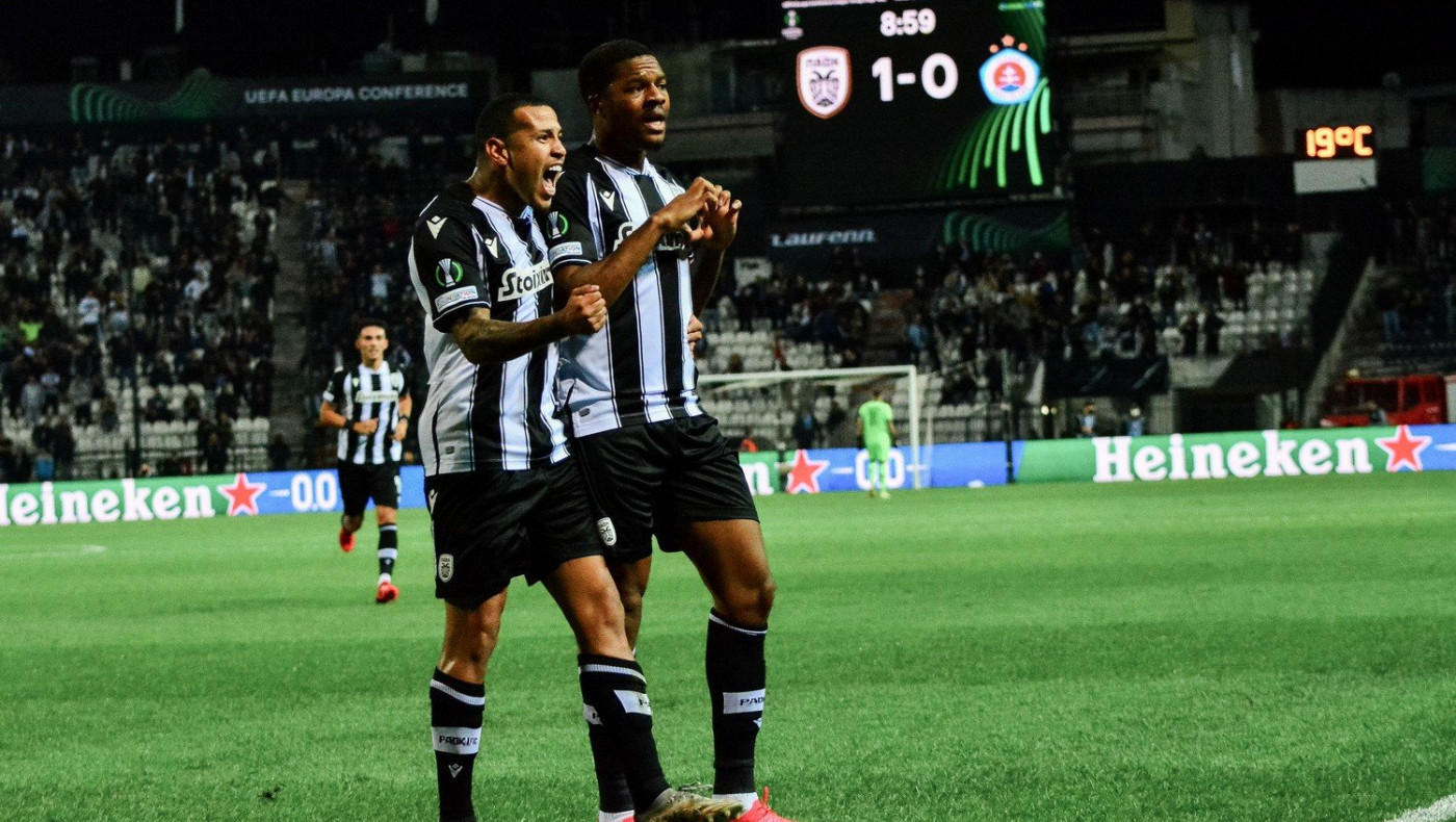 Πολλή δουλειά για την φάση του γκολ του Ακπομ