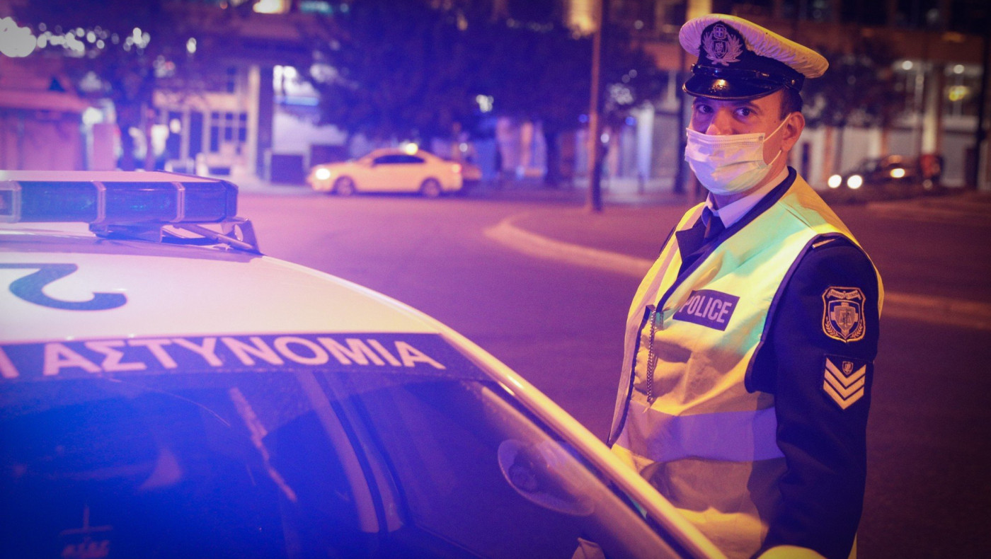 Απίστευτο: Τραγουδιστής παρήγγειλε κοκαΐνη με παράδοση στο... αυτοκίνητό του!