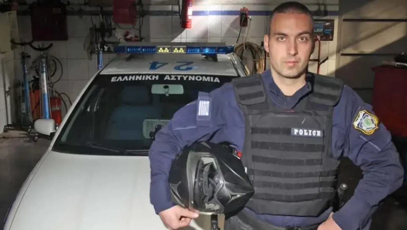 Σε διαθεσιμότητα ο YouTuber αντιεμβολιαστής αστυνομικός!