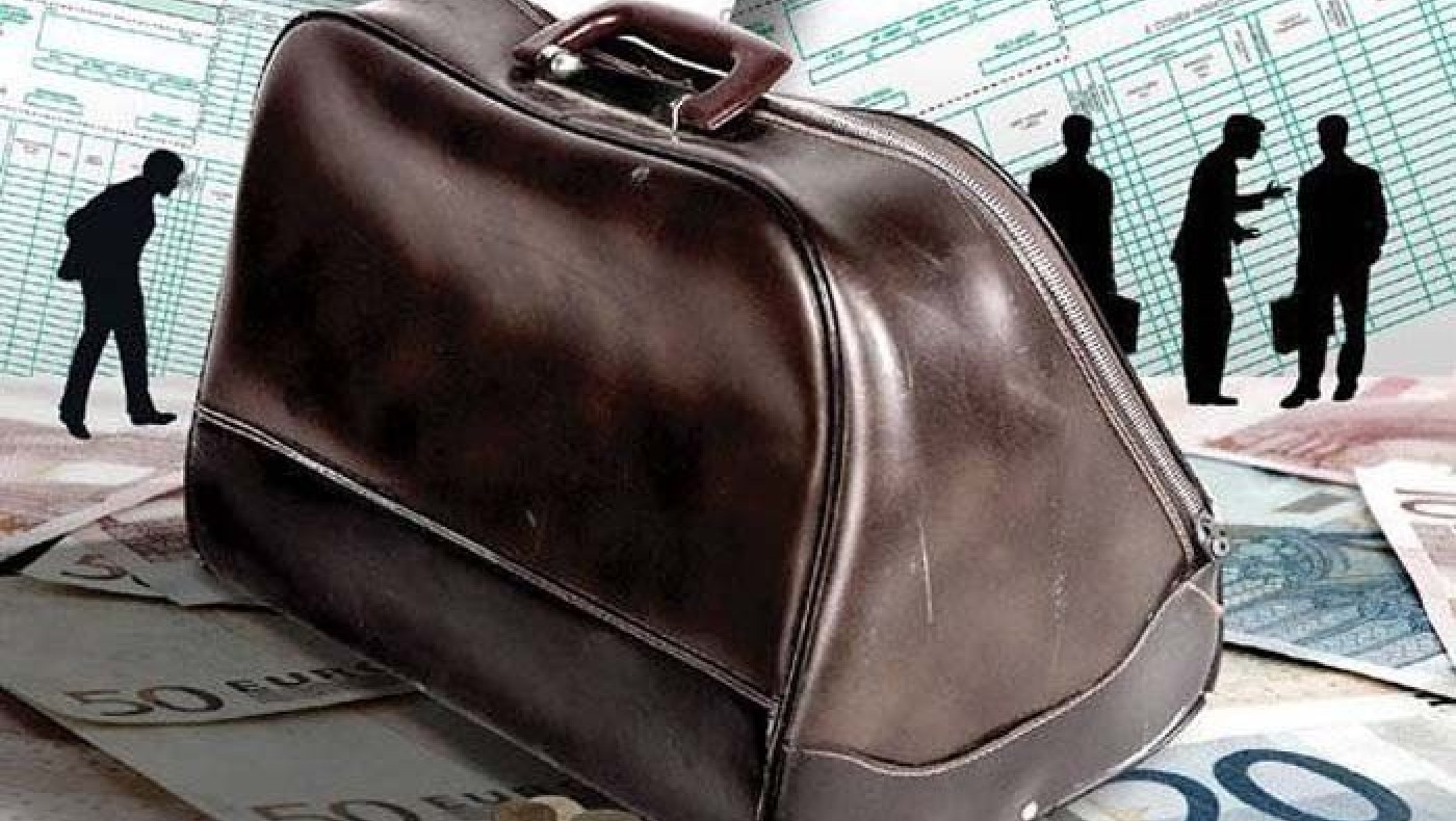 Ανοίγουν 800 τραπεζικοί λογαριασμοί ως ύποπτοι για φοροδιαφυγή-Ανάμεσά τους 20 influencers