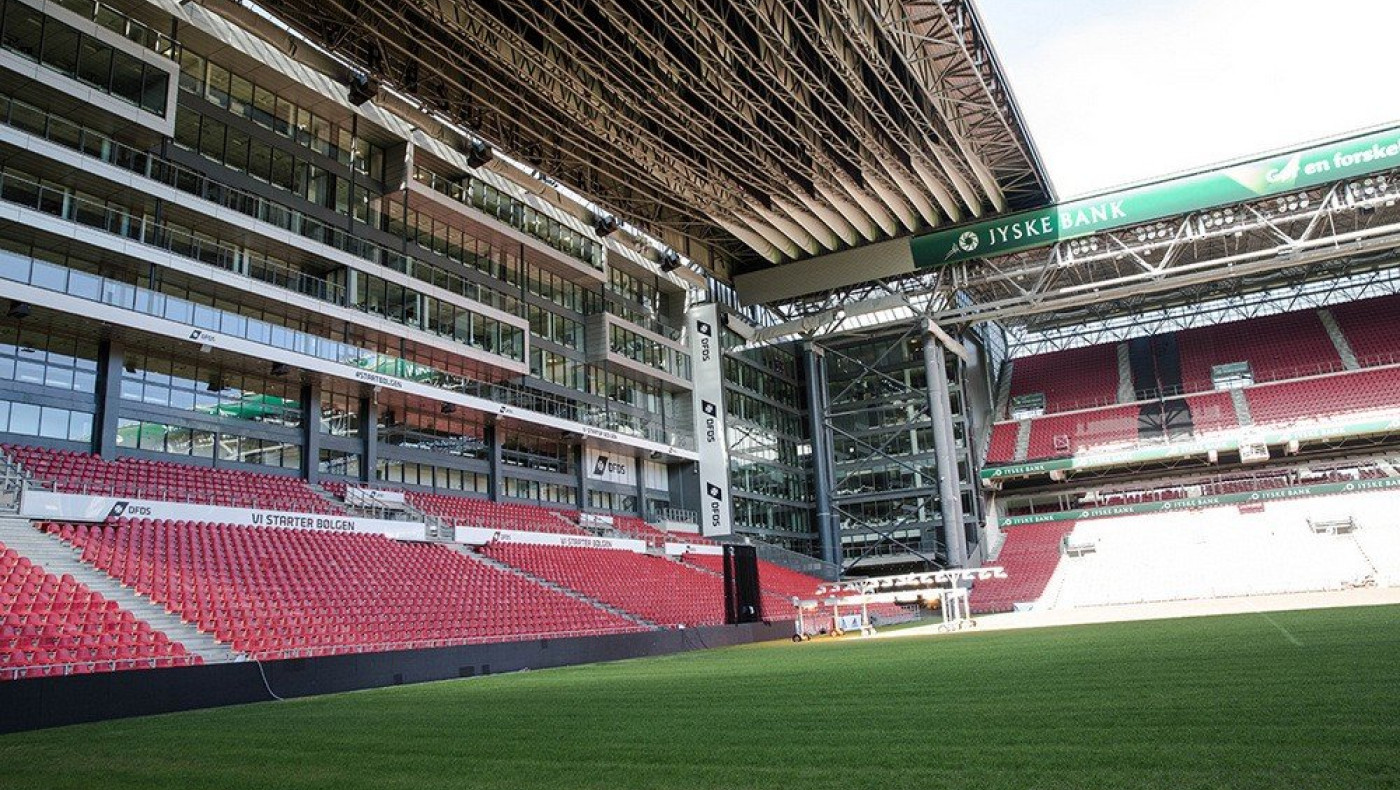 Γεμίζει το ασπρόμαυρο πεταλάκι στην Κοπεγχάγη