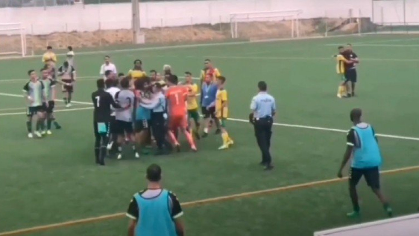 Τοπικό Πορτογαλίας: Ο απόλυτος χαμός με μπουνιές και πυροβολισμούς