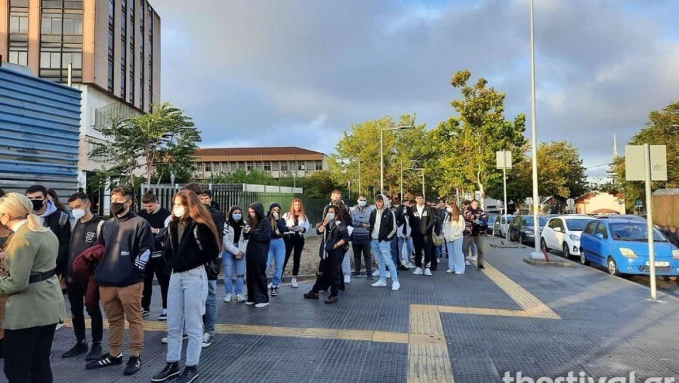Θεσσαλονίκη: Αρχίζουν σήμερα οι εμβολιασμοί μέσα στο ΠΑΜΑΚ