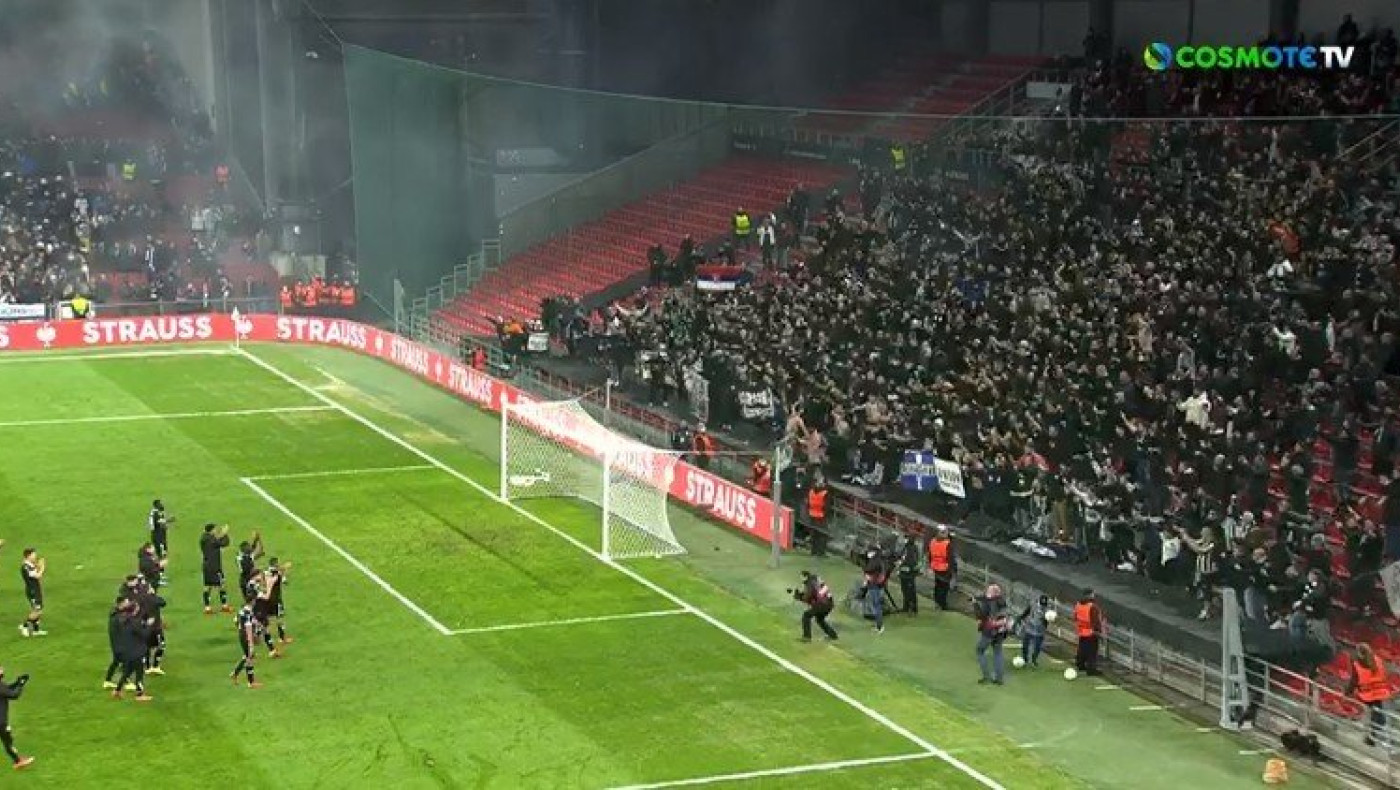 ΠΑΟΚ: Ένα με την κερκίδα έγιναν οι παίκτες στο φινάλε