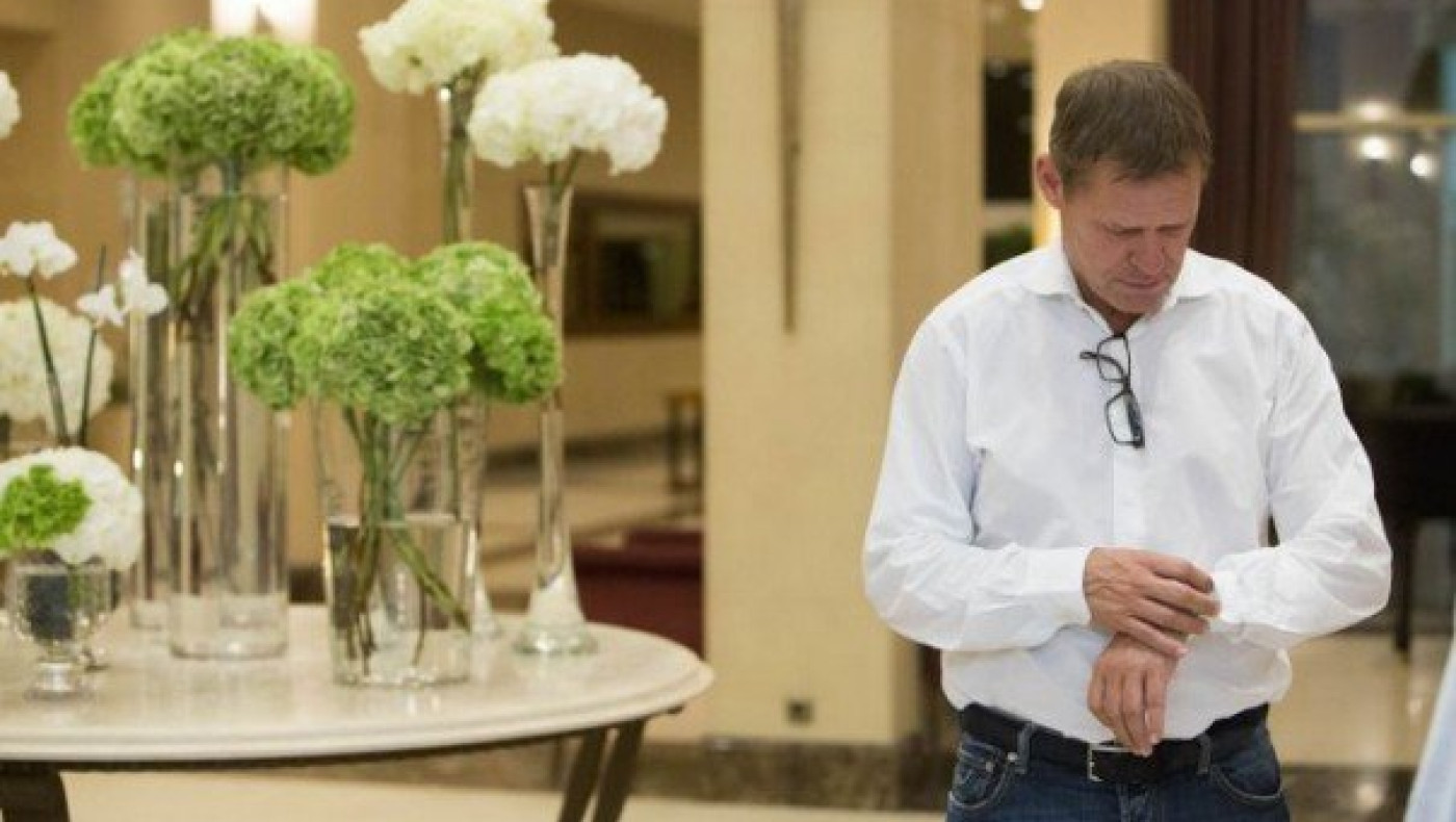 Είναι δυνατόν, να είναι τρελός ολόκληρος Φρανκ  Άρνεσεν;  