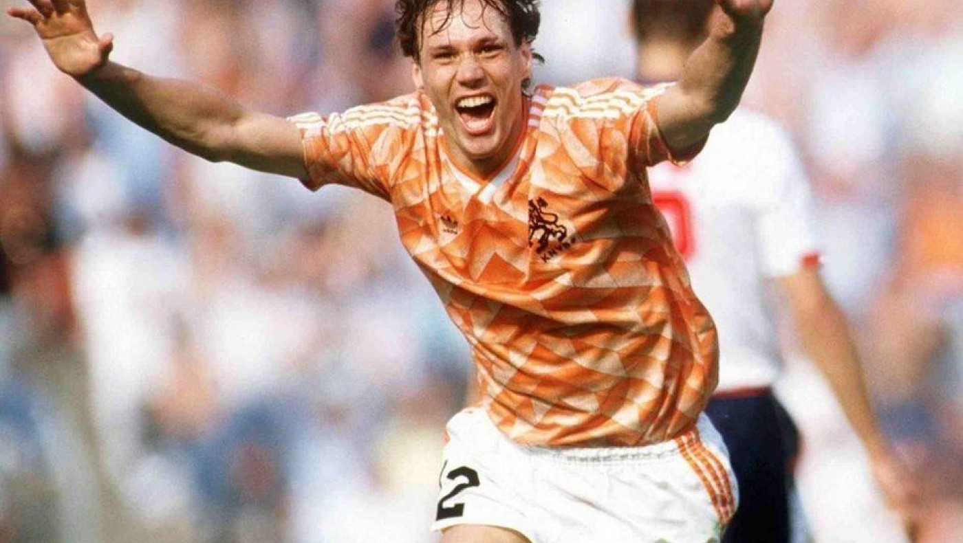 Σαν σήμερα: Το μυθικό γκολ του Φαν Μπάστεν! (VIDEO) 