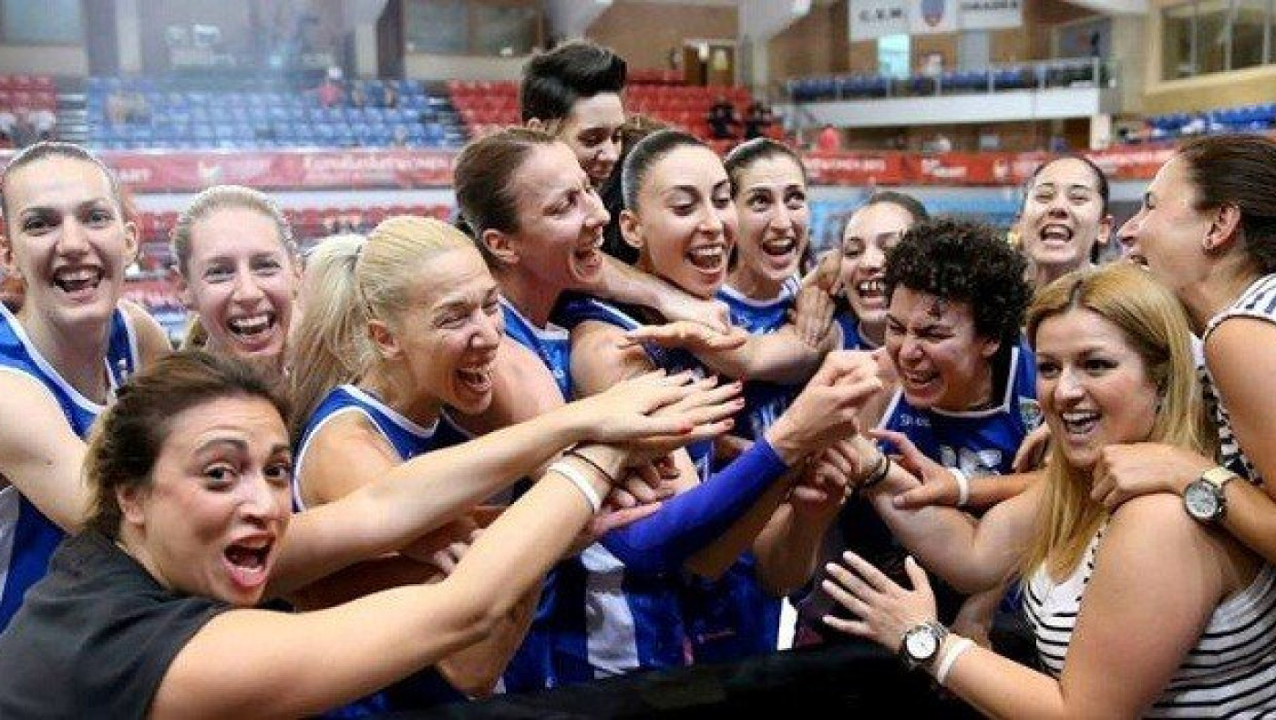 Νίκη ελπίδας για την Ελλάδα