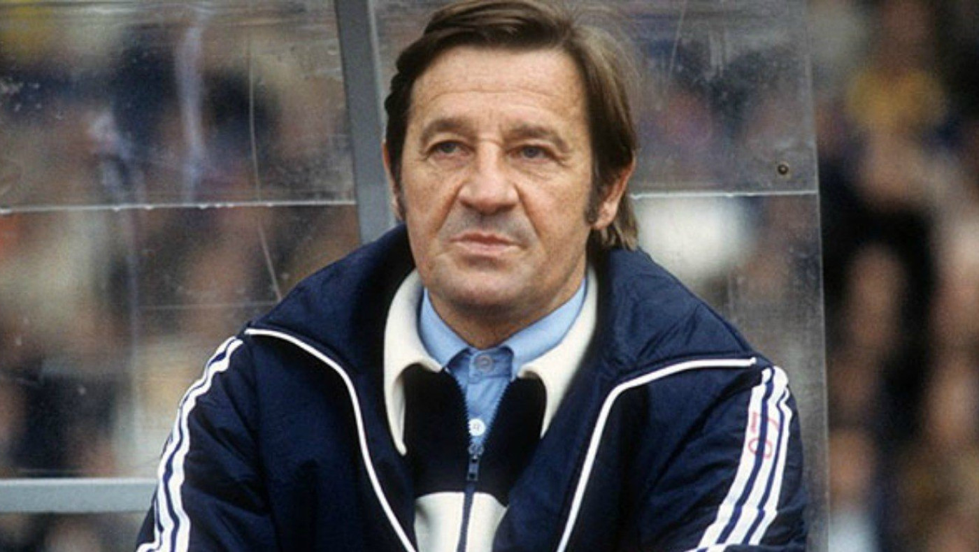 Διώχνεις πρωταθλητή προπονητή;