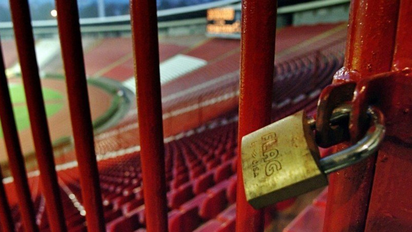 Εντοπίστηκε χειροβομβίδα στο γήπεδο του Ερυθρού Αστέρα