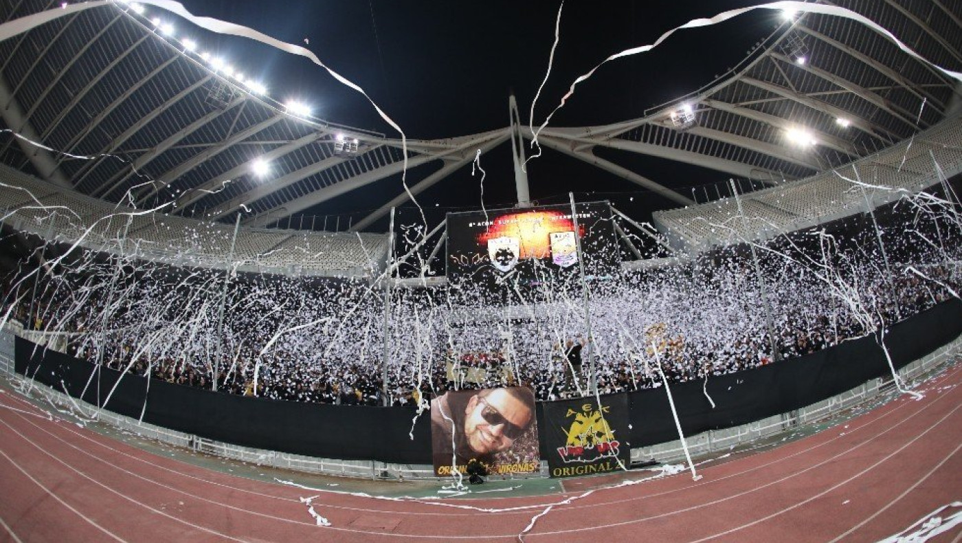 Επίθεση ΣΦ της ΑΕΚ σε Καρυπίδη: «Γνωστέ οπαδέ του Ολυμπιακού...»