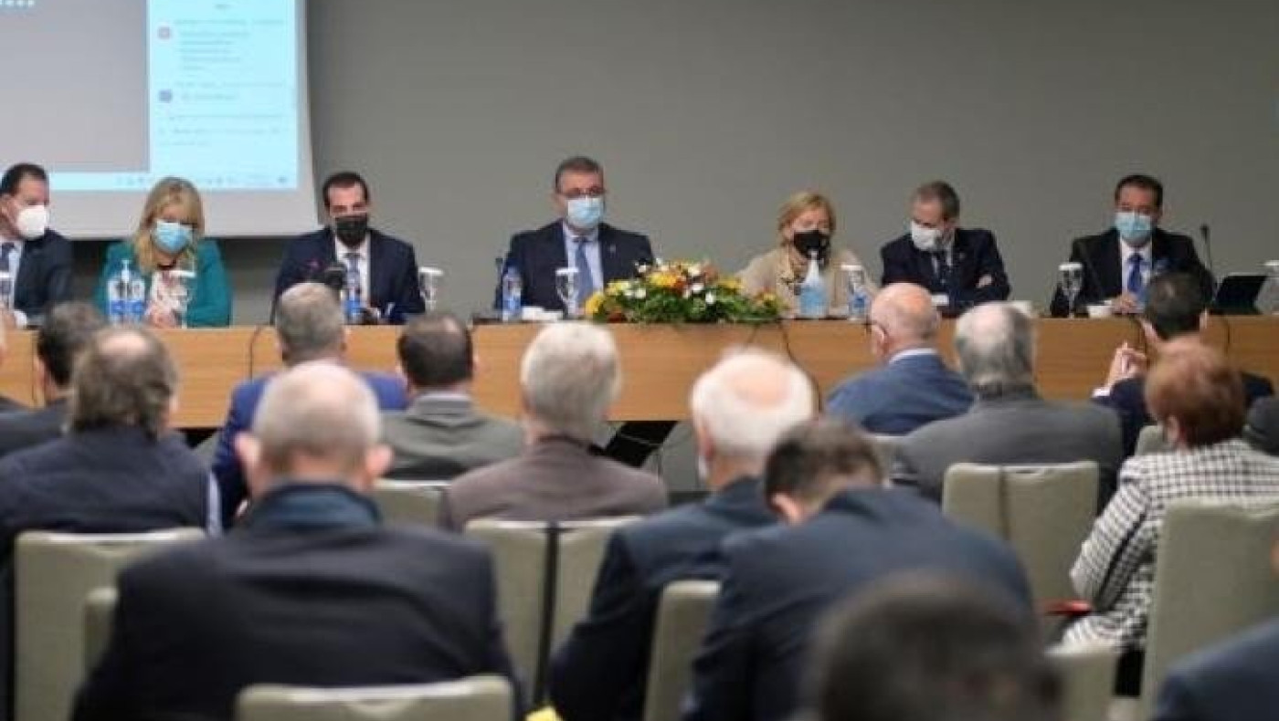 Κορωνοϊός: Εξετάζεται το ακαταδίωκτο των γιατρών